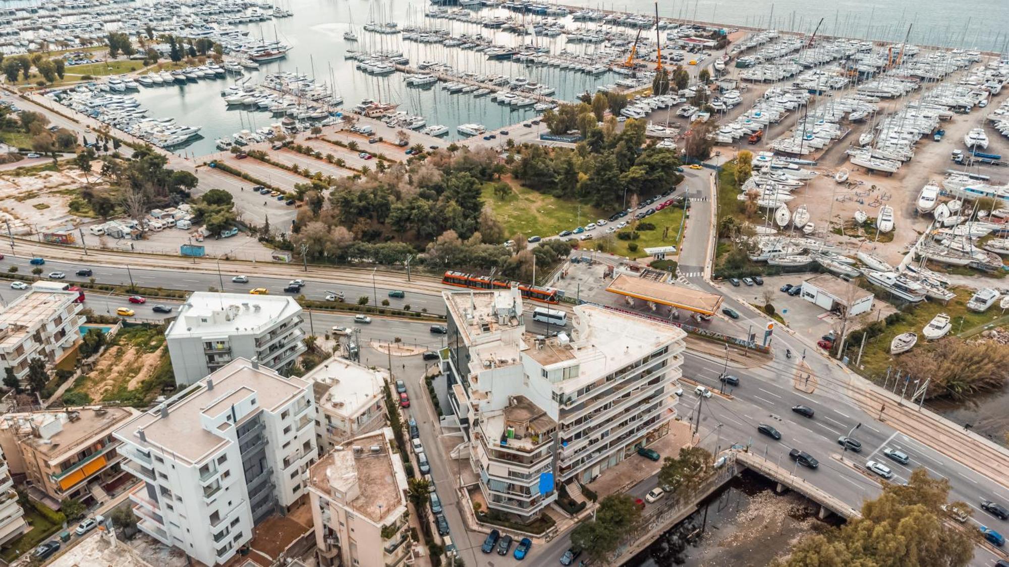 Lux Modern Apt: Renovated Retreat Near Eden Beach Athens Exterior photo